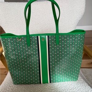 NEW Tory Burch Women’s Tote Purse Holiday! 🎄